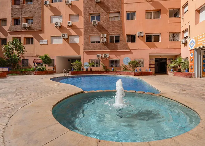 Elegant Appartement 2 Chambres Avec Piscine Et Climatisation A Gueliz